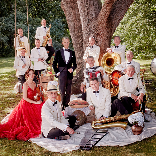 More Info for Max Raabe