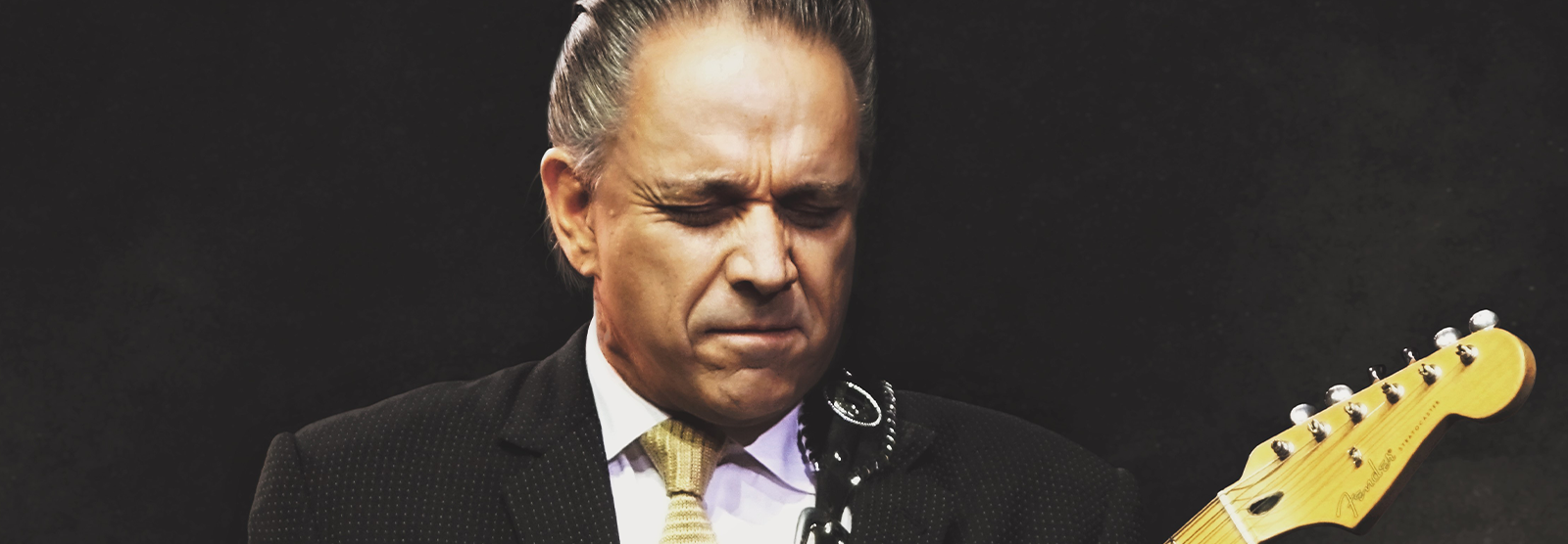 Jimmie Vaughan & The Tilt-A-Whirl Band