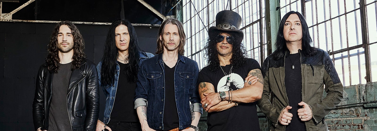 Slash featuring Myles Kennedy and The Conspirators